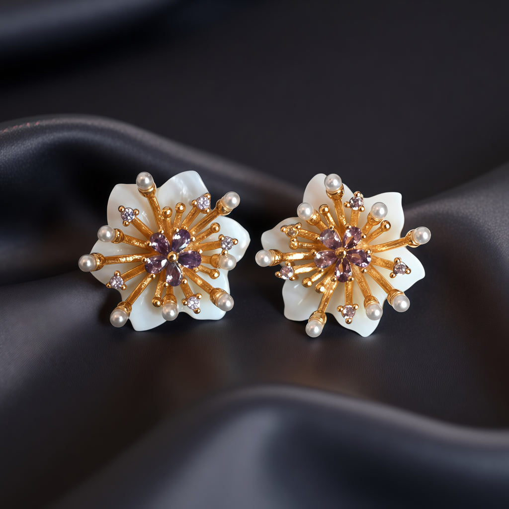 Modern Elegance · Chrysanthemum Design · 24K Gold-Plated Pearl Stud Earrings - 我的商店
