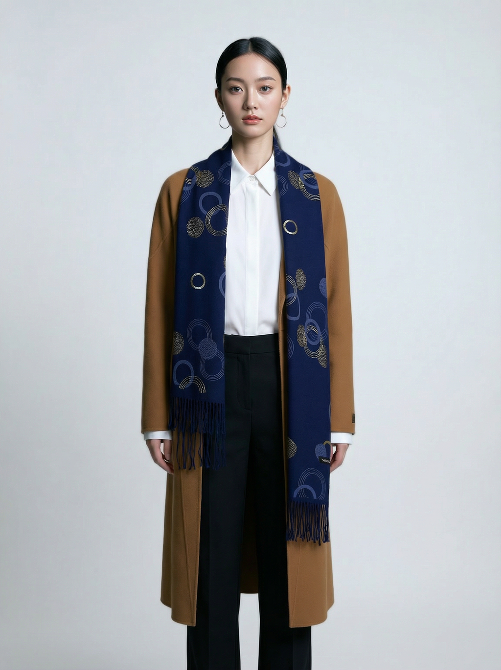 100% Cashmere Scarf · Geometric Pattern with Gold Accents - 我的商店